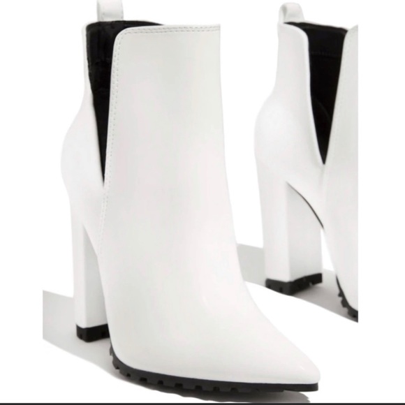 White Log sole  booties - Picture 8 of 11